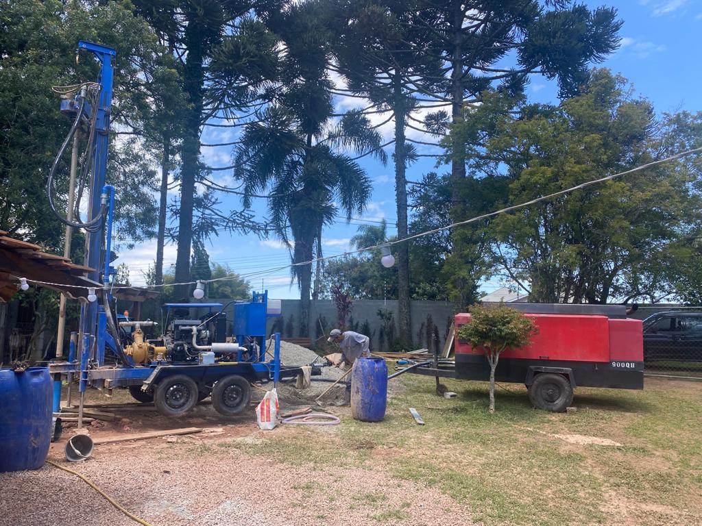 Poço semi-artesiano no Bairro Santa Cândida em Curitiba